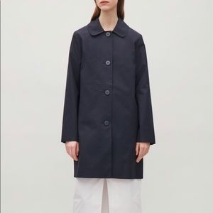 COPY - COS A straight style and long sleeves Navy…